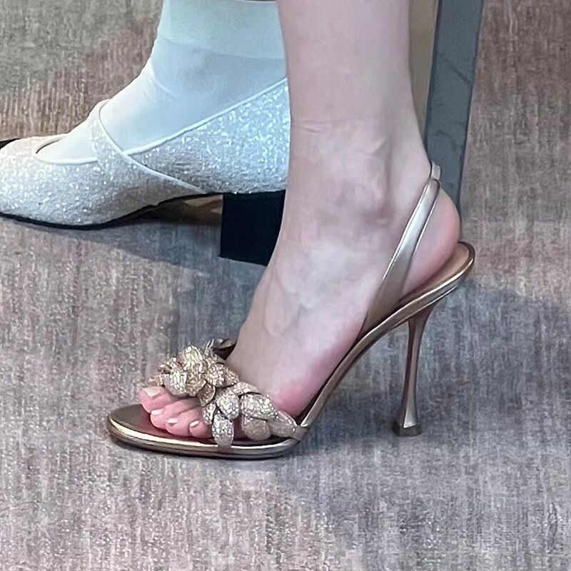 Dames sandalen, puntige gouden - Metallic Heel Sandal recensie en prijs